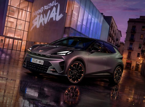CUPRA sigue explorando un camino innovador donde la sostenibilidad medioambiental ya no está reñida en absoluto con la pasión por conducir.